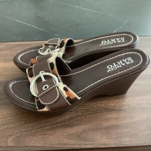 FRANCO SARTO Animal Faux Hair Print Slip On Wedge Sandal 7.5 M Brown Buckle